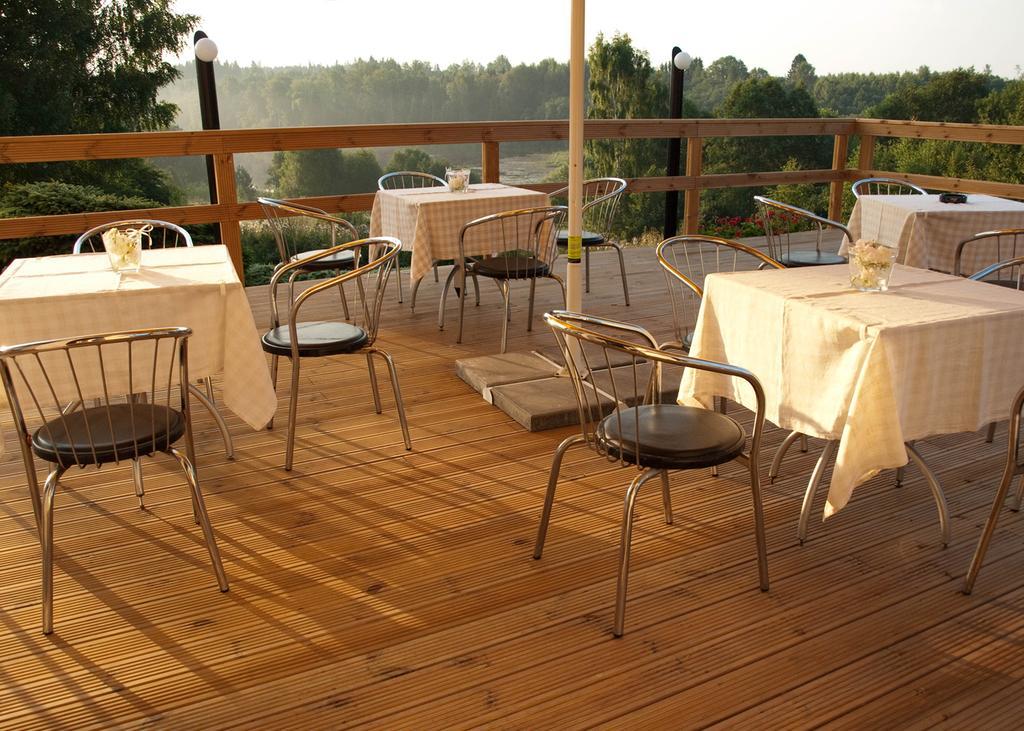 Hotel Sanvilla Sigulda Exterior foto